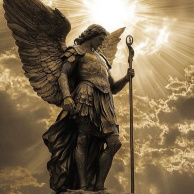 lqapie's profile picture. "No vivas para que tu presencia se note, sino para que tu ausencia se sienta".