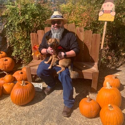 thepplsmexican's profile picture. From Oakland, Ca and now living in hot ass Texas. They/Them because my inner demons want recognition too.