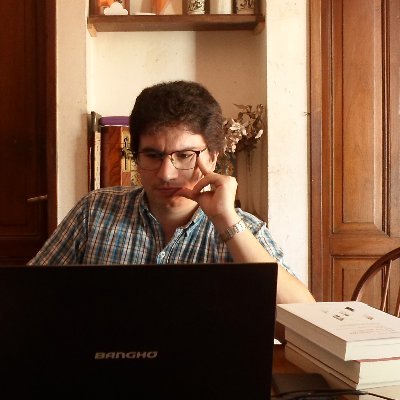 Las ideas que nuestra inteligencia domina son demonios que el hombre sólo puede doblegar sometiéndoseles (Marx).
Licenciado CP.
Becario del CONICET
(UNSAM)