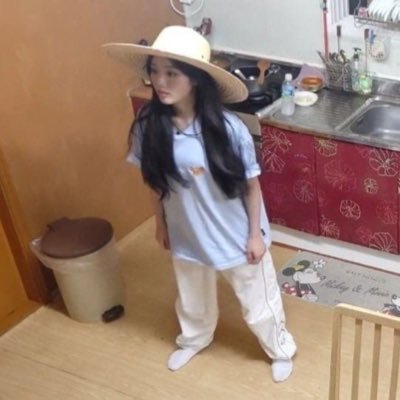 bucecletas's profile picture. uen 🍼