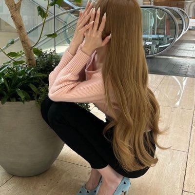 r3454243's profile picture. 在宅副業3年目前垢凍結の為やり直し😭案件多数あ❗️❗️