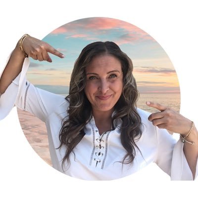 Branding & Marketing Pro 💕 Inspiring Blisstacular Living ✨ 🌟 Helping brands shine brighter & lives sparkle louder 🌸 Tools for your biz + soul 😇