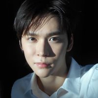 eunseok 아줌마 (@zzzzzzzela) 's Twitter Profile