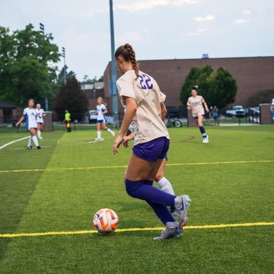 ovid elsie 24’| varsity soccer | varsity volleyball | varsity basketball | cap city 05’ grey | 4.06 GPA
