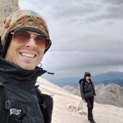 LuminasCompass's profile picture. We're all about empowering young minds to develop integrity, kindness, and success. Teaching respect for self and others and prioritizing morals over profits.