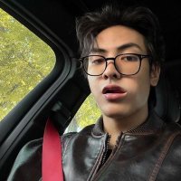 giga jaeger (@wiraskha) 's Twitter Profile