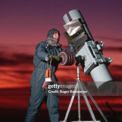 cometmachholz's profile picture. American amateur astronomer credited with the visual discovery of 12 comets, co-inventor of the Messier Marathon, and astronomy podcast, Looking Up With Don