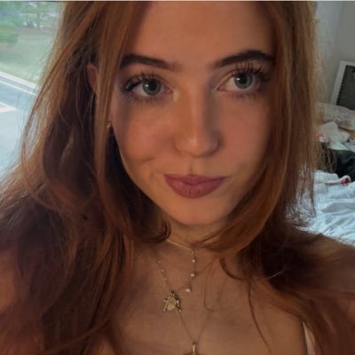 donnieedarkhoe's profile picture. sonny angel collector | brandy melville lover | iron IV 0 LP LOL | gnome enthusiast | crusades justifier | (｡•ᴗ•｡)