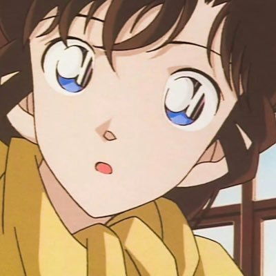 vE1JRBZMGl13126's profile picture. 