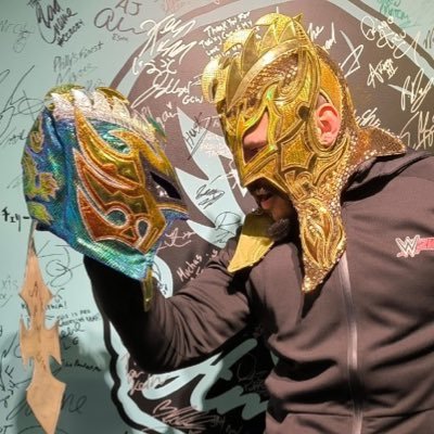 ILoveWWEY2J's profile picture. スペインへ行きたいただのプロレスバカ