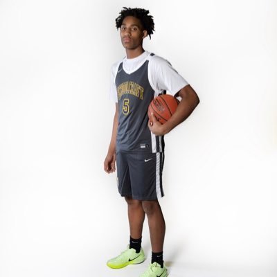 Inkster Michigan |@schoolcraftcollegembb 6’5,190|email walkerjvohn956@gmail.com @schoolcraftmbb 2487890121