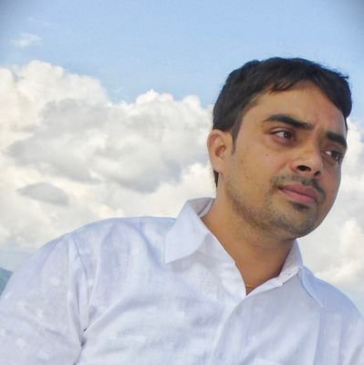 एकदमै अधुरो गन्तव्य रह्यो मेरो
कहिले बाटो हराए त कहिले साथ दिनेवाला हराए त कहिले म आफैं हराए।