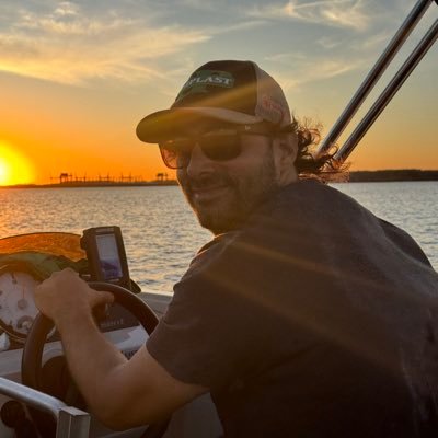 juanrealini's profile picture. 