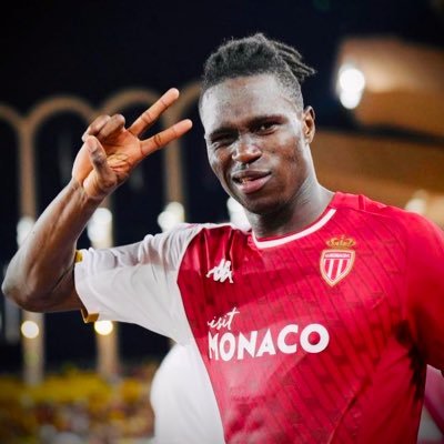 robinouuch's profile picture. DAGHE MUNEGU 🔴⚪️🇲🇨 Tifoso fino alla morte ❤️ J’aurais pu être pro mais ligaments croisés tu connais #TeamCroisés Munegu Burgundy ❤️