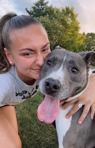 sandra223368315's profile picture. 