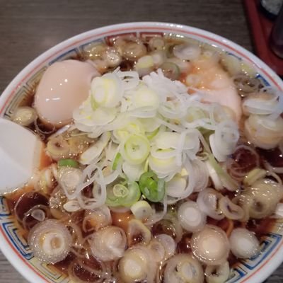 日本全国渡り歩く職を変えました!千葉→埼玉→山梨→三重→京都→滋賀→兵庫→神奈川→東京→千葉と転勤！稲毛に越しました！
ラーメンを食べることが生き甲斐!前職では仕事漬けの日々だったので、これからは人生を楽しむ!今年はゆる~く麺活!