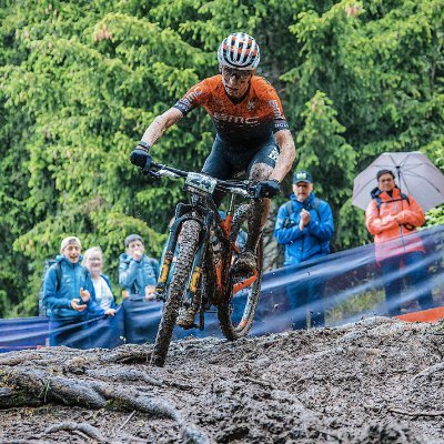 medamanbk17's profile picture. Cinéma/Série 🍿 - RapFR 🎧 - Running 🏃 FQ20 👿 Liverpool YNWA 🔴