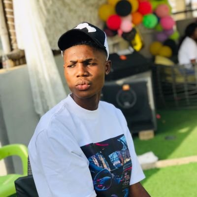 JonathanNa73449's profile picture. ask about me👻