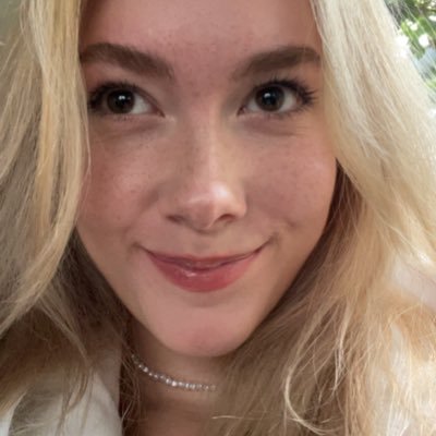 Hey ich bin Merlis und streame seit 2025 aktiv auf Twitch - Schau gern vorbei 🤍