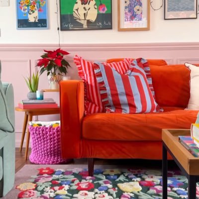 pinkpinkpinky25's profile picture. 人間観察が好き。人の闇から幸せに生きる生き方を学ぶ。 メモ兼心の呟き。