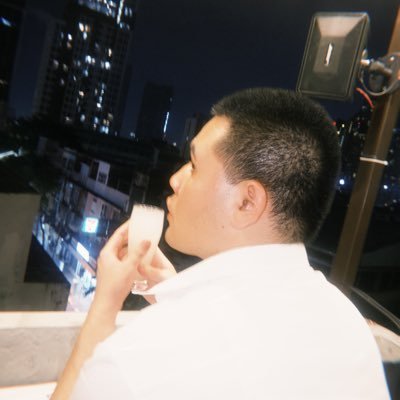 26/178/90 อวบ หุ่นหมี ขอคนรับได้ ลองทักมาคุยกันได้