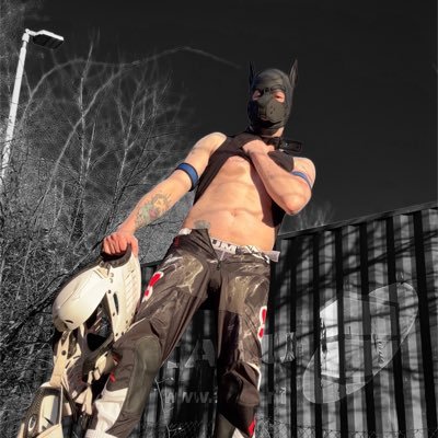 Pupthehades's profile picture. 