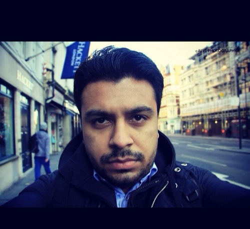 Alvi_Live's profile picture. 23 years | Photographer | Cricketter | Aviation enthusiast | Assistent Accountant | Mac User |