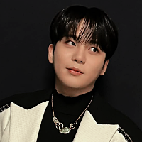 CJ00H's profile picture. 𝓶aster singer haribo — shining in the 𝐝𝐚𝐫𝐤𝐧𝐞𝐬𝐬, my 𝒂𝒖𝒓𝒐𝒓𝒂 is coming.