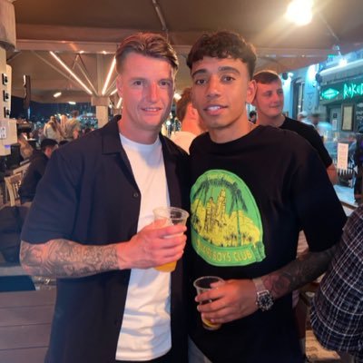 seanmclean04's profile picture. Cabbage n Ribs @HibernianFC