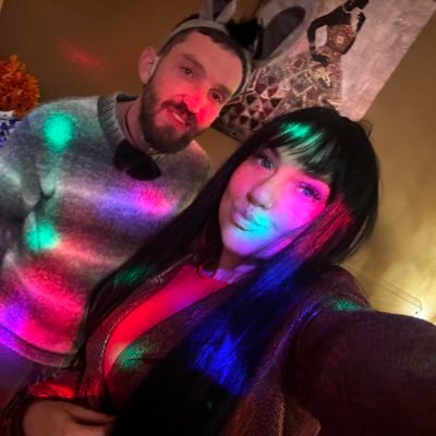 nath182_'s profile picture. 29. ADTR, Blink 182, MUFC