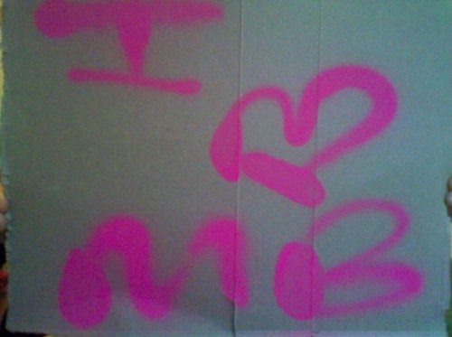 isorockbabe's profile picture. im 13 and i love to be online 24/7