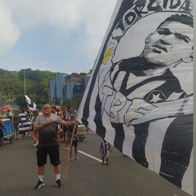 pai do Talhes,thaua e João Victor!! esposo da Jéssica Cristina