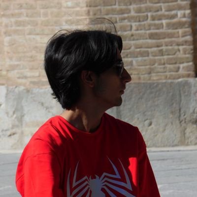 Nivademooon's profile picture. فالو کن ببینم چی میشه