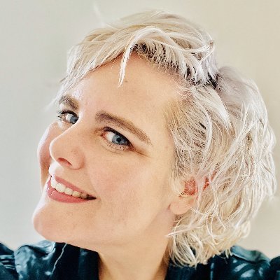 Broken_RiRi's profile picture. Creating happiness 😃 through Creativity 🖍️

Sims 4 Builder 🔨
Gallery ID: BrokenRiRi