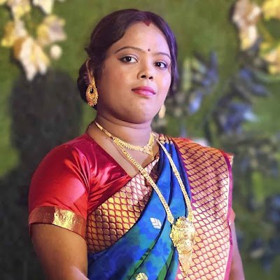Madhuparna18525's profile picture. 