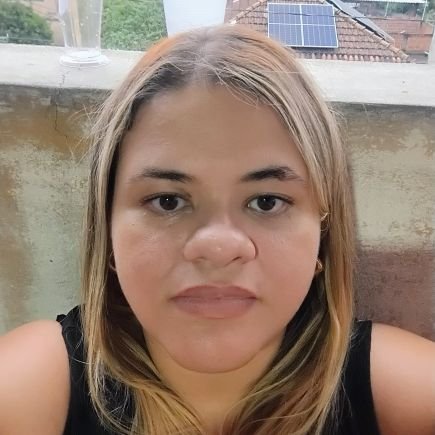 Carioca, capricorniana, botafoguense. gosto de reality show e falo sobre qualquer outro assunto que me interesse.
