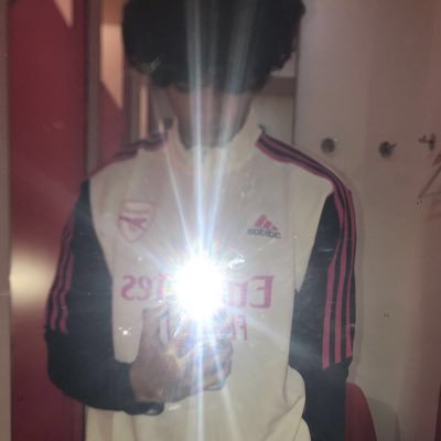 lee1oop's profile picture. @arsenal
