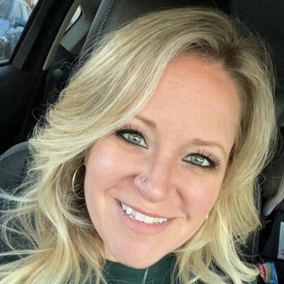 Elementary Educator. Former Principal. Smiling Enthusiast. Florida Gator. SFS Saint. Talent Manager.