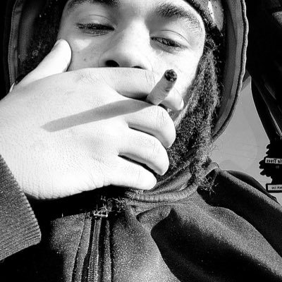 GOD1ST 🙌🏽🙏🏽🇨🇻🥷🏽half horse 📍508 ca bu mae 🍀bleed green⛹🏿straight 🐎