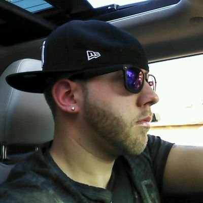 Ant_the_Knee21's profile picture. #Isles #Yankees #Pelicans
