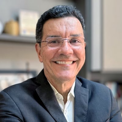 👨🏻🏫Professor 3x Reitor da @ufg_oficial •Vereador por Goiânia• 📚Defensor da Educação pública, gratuita e inclusiva