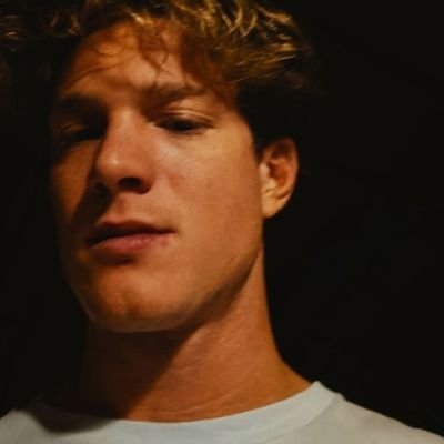bicmasliwy's profile picture. 