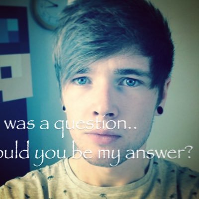 ThatGuyEdGuy's profile picture. backup for @dwardo_fr