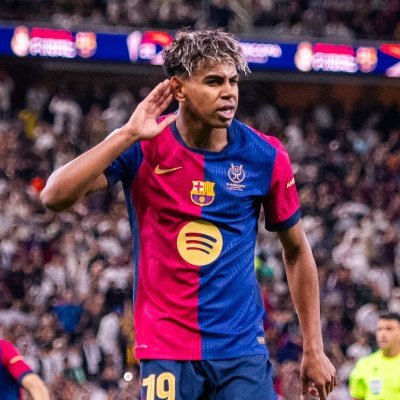 Mazona03's profile picture. 