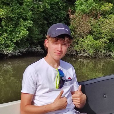 ThaboVdp's profile picture. 