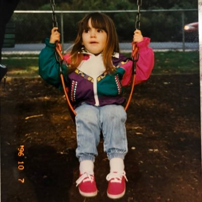 torihall_'s profile picture. Big sales gal.