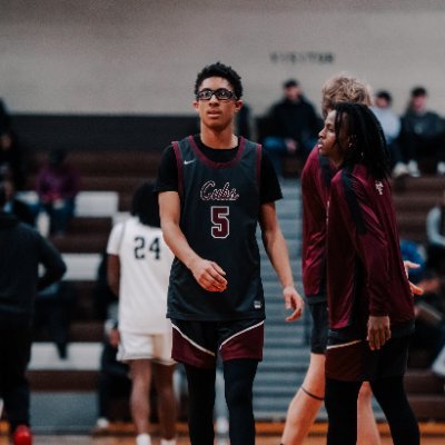 University of Detroit Jesuit High School. | C/O 2026 | 6'3 160 lbs. | Guard | Email: solomonspann26@gmail.com | Phone: (586)-733-6565 |