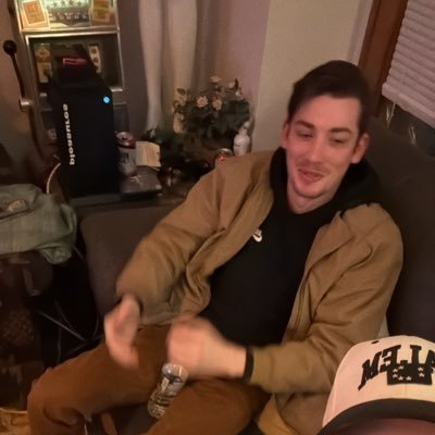 lilhoodiedude's profile picture. 