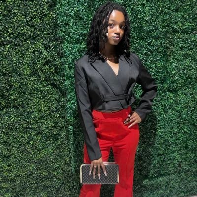 |Conglomerate Entrepreneur 👩🏾💼💼| Designer 🧵✂️| Creative |🎨 Only 1️⃣ way from down, 🅱️ I’m going 🆙KILL NOT, ꓘ∀$H® MORE 📈