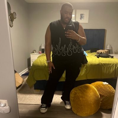 Gaymer | Aquarius ♒️ | Anime | PKMN Hoe | Probably out doing hood rat shit with some friends